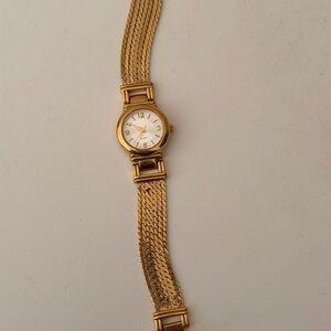 Vintage Avon Gold Women's Watch Bracelet Style 90’s